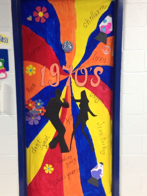 My 1970's door decoration for spirit week! Disco Theme Door Decoration, 70s Classroom Door Decorations, Disco Door Decoration, 70s Door Decoration, 70s Hallway, Spirit Week School, School Hallway Decorations, Hallway Decorations, Teacher Door Decorations