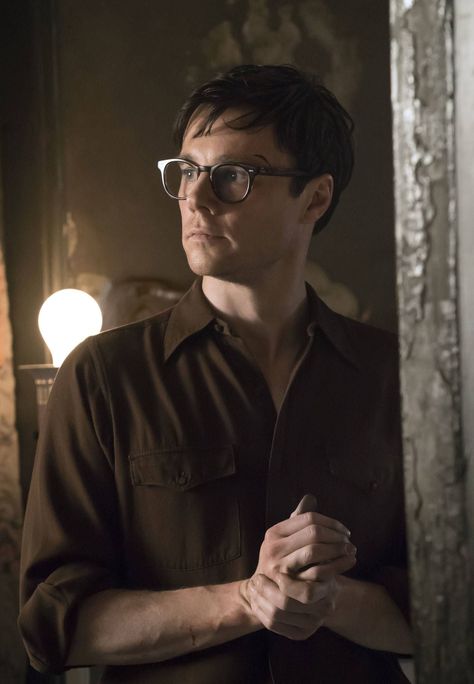 Rupert Evans - Man in the High Castle Rupert Evans, Alexa Davalos, Man In The High Castle, Erin Smith, Superhero Tv Series, Castle Tv Series, Rufus Sewell, High Castle, Castle Tv