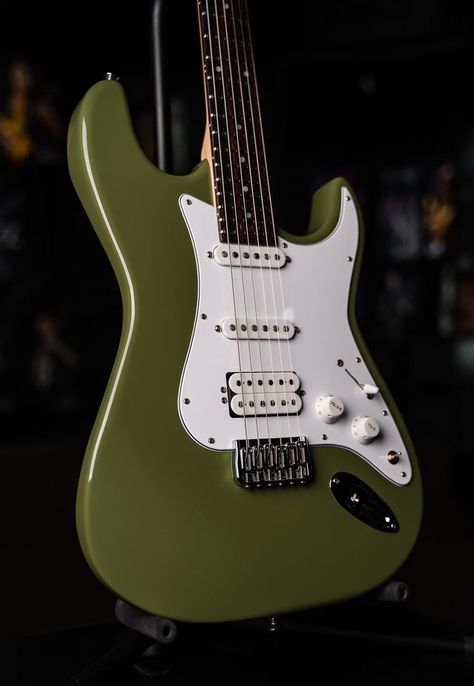 Kiesel Delos -Olive Green Dark Green Electric Guitar Aesthetic, Dark Green Electric Guitar, Green Electric Guitar Aesthetic, Electric Guitar Colors, Green Guitar Aesthetic, Sage Green Guitar, Dark Olive Green Aesthetic, Olive Color Aesthetic, Dark Green Guitar