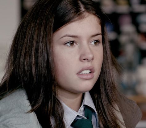 Wolfblood Maddy, Maddy Smith, Art Ideas, Celebrities, Hair, Beauty, Quick Saves, Art