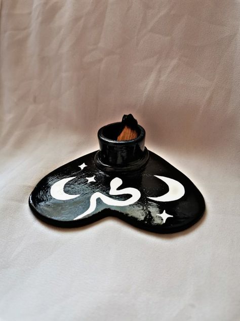 Diy Air Dry Clay, Sculpture Art Clay, Instagram Username Ideas, Witch Shop, Moms Crafts, Incense Burners, Witchy Crafts, Cerámica Ideas, Candle Craft