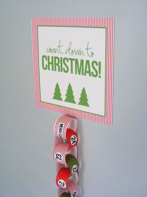 Countdown Chain Freebie – Lauren Makes Countdown Chain, Christmas Countdown Crafts, Countdown Christmas, Christmas Crafts For Toddlers, Christmas Paper Crafts, Navidad Diy, 12 December, Christmas Printable, Toddler Christmas