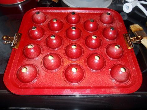 Cake Pop Pan Recipe, How To Bake Cake, Baby Cake Pops, Perfect Cake Pops, No Bake Cake Pops, Apple Cake Pops, Cake Pop Recipe Easy, Cake Ball Recipes, Apple Desserts Easy