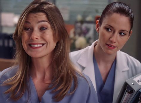 Lexie And Meredith, Lexie Greys Anatomy, Meredith Grey's Anatomy, Anatomy Aesthetic, Grey's Anatomy Doctors, Iconic Duos, Abby Cadabby, Gray's Anatomy, Greys Anatomy Characters