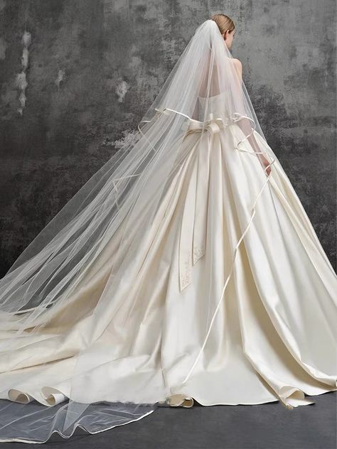 Vievvene Westwood Wedding Dress, Vera Wang Long Sleeve Wedding Dress, Vera Wang Wedding Dress 2022, Wedding Dresses Extravagant Olivia Bottega™ Wedding Dresses & Formal Gowns, Romantic Wedding Veil, Vera Wang 2022 Bridal, Vera Wang Wedding Dress, Vera Wang Wedding, Wedding Dresses Princess Ballgown