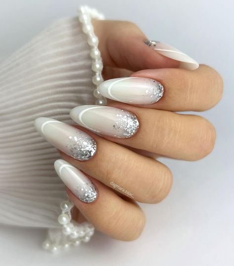 Maroon Nails, Gel Nail Art Designs, Pink Pillow, Simple Gel Nails, Wedding Nails Design, White Angel, Bride Nails, Festival Nails, Diamond Nails