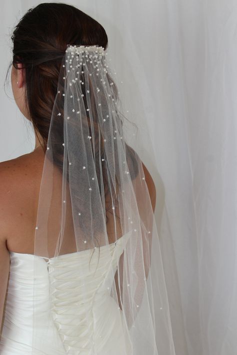 Cascading Pearls Tulle Veil Wedding Veil Pearl Veil Unique | Etsy Pearl Veil Wedding, Veils Bridal Diy, Wedding Vows Examples, Veil Pearl, Romantic Veil, Unique Veil, Bridal Veils And Headpieces, Fall Wedding Hairstyles, Pearl Veil