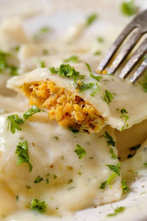 Homemade Ravioli Recipe Filling, Sausage Ravioli Filling, Ravioli Recipe Filling, Lobster Ravioli Sauce Recipe, Homemade Ravioli Filling, Ravioli Sauce Recipe, Lobster Ravioli Sauce, Ravioli Recipe Homemade, Make Ravioli