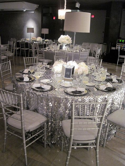 #silver wedding reception... Wedding ideas for brides, grooms, parents & planners ... https://itunes.apple.com/us/app/the-gold-wedding-planner/id498112599?ls=1=8 … plus how to organise an entire wedding ♥ The Gold Wedding Planner iPhone App ♥ White Winter Wedding, Silver Theme, Sparkly Wedding, 25th Wedding Anniversary, Table Set Up, Silver Anniversary, Gray Weddings, Deco Table, Wedding Planners