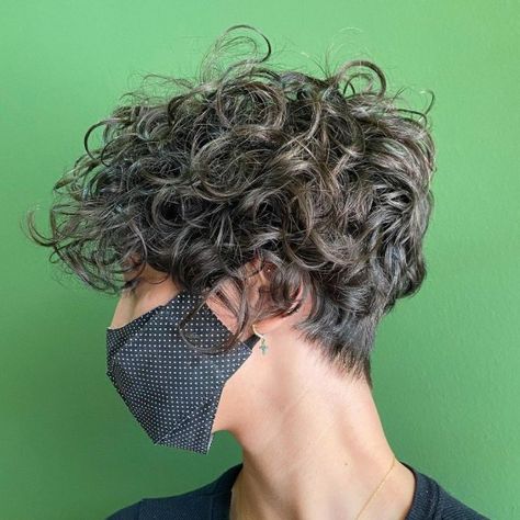 Tousled Pixie, Wavy Pixie Cut, Short Curly Hairstyles For Women, Curly Pixie Hairstyles, Curly Pixie Haircuts, Wavy Pixie, Pixie Cut With Bangs, Curly Pixie Cuts, Thick Curly Hair