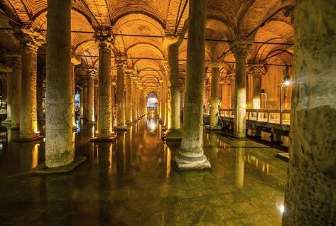 Underground Storage, Basilica Cistern, Turkey Images, Byzantine Architecture, Italy Images, Eastern Roman, The Roman Empire, Byzantine Empire, Building An Empire