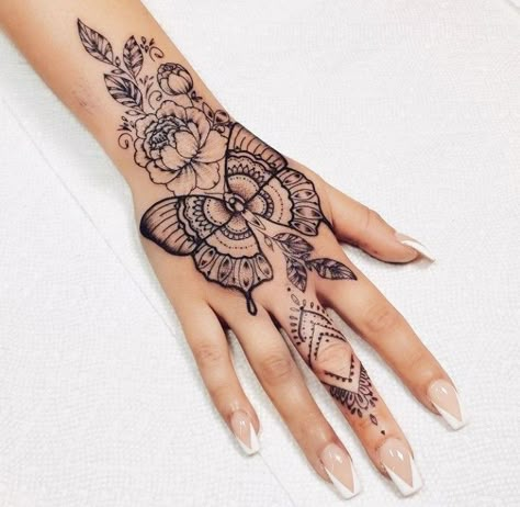 Lotus Hand Tattoo, Unique Hand Tattoos, Hand Tattoo Ideas, Rib Tattoos For Guys, Full Hand Tattoo, Mandala Hand Tattoos, Butterfly Hand Tattoo, Jagua Henna, Instagram Los Angeles