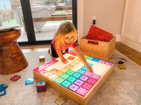 Diy Sensory Light Table, Diy Light Box For Kids, Diy Light Table For Kids, Diy Light Table Preschool, Light Table Activities Preschool, Light Table Diy, Light Table For Kids, Diy Kids Art Table, Light Table Activities