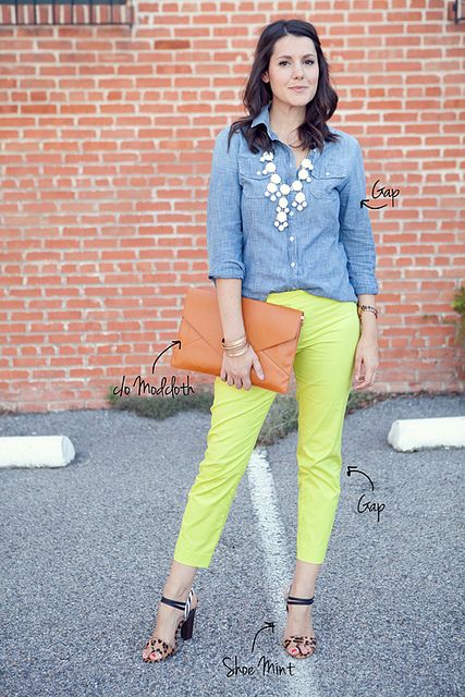 i could seriously pin every one of kendi's looks.  what's not to love here? Lime Green Pants Outfit, Leopard Shoe, Yellow Pants Outfit, Lime Green Pants, Bright Pants, Green Pants Outfit, Kendi Everyday, Shoe Cake, Pants Women Fashion