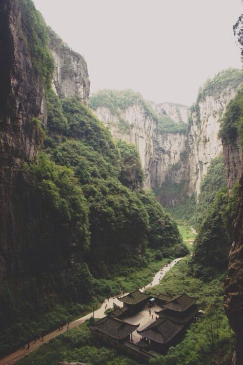 Breathe Wulong Karst, Avatar Land, Chinese Mountains, Chongqing China, Landscape Features, Chongqing, Design Visual, Random Thoughts, China Travel