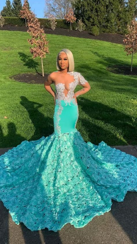 Turquoise And Silver Prom Dress, Prom Dresses On Dark Skin, Custom Prom Dress Ideas, Cyan Prom Dresses, Blue Prom Dress Black Women, Teal Blue Prom Dress, Prom Color Ideas, Tiffany Blue Prom Dress, Prom Dress Colors