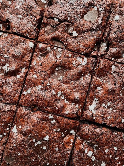 Fudgy Sourdough Discard Brownies | The Perfect Loaf Fudgy Sourdough Brownies, Discard Brownie Recipe, Discard Sourdough Brownies, Easy Sourdough Discard Desserts, Sourdough Brownies Recipe, Sourdough Discard Brownies, Discard Brownies, Sourdough Sweets, Sourdough Brownies