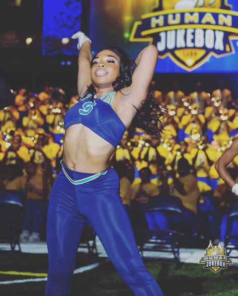 Hbcu Band Dancers, College Majorette Dancers, Hbcu Dance Uniforms, Majorette Poses, Hbcu Dancers, Camryn Harris, Hbcu Homecoming, Dancing Dolls Bring It, Majorette Uniforms