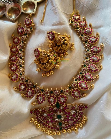 Jadu Kundan Jewellery, Jadau Jewellery, Kundan Necklaces, Kundan Jewellery, Bridal Jewelry, Necklaces, Pendant