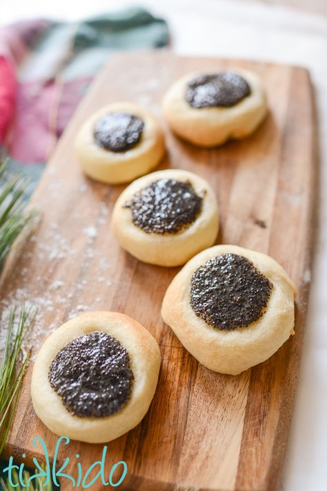 Homemade Kolache Recipe for Christmas Morning | Tikkido.com Poppyseed Kolache Recipe, Apricot Kolache Recipe, Lekvar Recipe, Poppy Seed Kolache Recipe, Kolache Recipes, Kolache Recipe Czech, Poppy Seed Recipes, Filled Bread, German Pastries