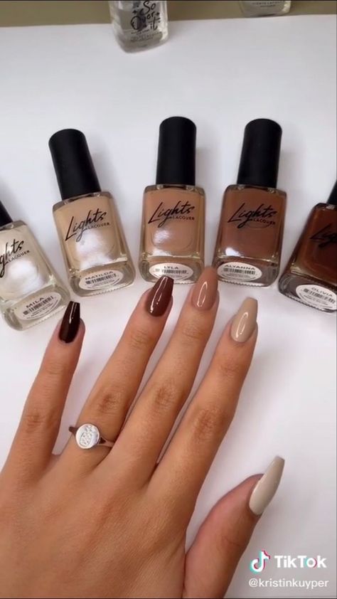 Soft Gel Nails Design For Morena, Different Color Brown Nails, Nails For Morena, Monochromatic Nails, Ongles Beiges, Bedroom Wall Decoration, Wall Decoration Ideas, Spring Nail Designs, Casual Nails