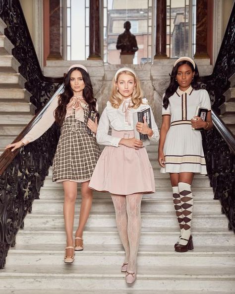 Flossy By Freddy, Mean Girls Aesthetic Outfits, Girly Aesthetic Outfit, Freddy Cousin Brown, New Preppy, Love Outfits, New Year Dress, Lady Outfit, Estilo Ivy League