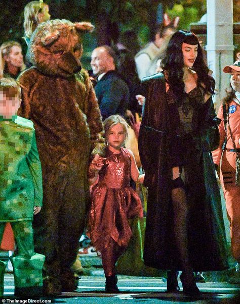 Irina Shayk sits on ex Bradley Cooper's lap as he dons bear suit for Halloween in festive snaps | Daily Mail Online Bradley Cooper And Irina Shayk, Bradley Cooper Irina, Retro Makeup, Bear Costume, Scantily Clad, Bradley Cooper, Trick Or Treating, Irina Shayk, Halloween Party