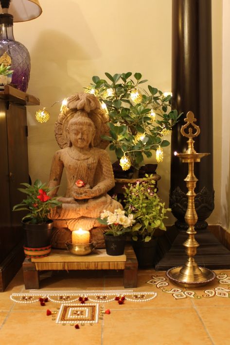 Traditional Corner Decor, Buddha Corner In Living Room, Budha Corner Decor, Zen Corner Ideas Balcony, Pooja Corner Ideas, Diwali Corner Decoration, Buddha Corner Decor, Zen Home Ideas, Zen Corner Ideas