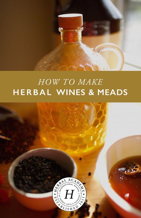 Homemade Wine Recipes, Mead Wine, Mead Recipe, Homemade Alcohol, Homemade Liquor, Fermentation Recipes, Liqueurs Recipes, Homemade Wine, Homemade Drinks