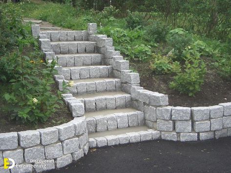 33 Amazing Ideas To Make Your Own Steps In Your Garden | Engineering Discoveries Sloped Backyard Landscaping, Landscape Stairs, Backyard Walkway, Sloped Backyard, Landscaping Retaining Walls, Garden Stairs, Front Yard Landscaping Plans, Sloped Garden, Garden Steps