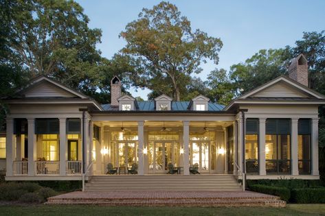 Traditional Exterior - Traditional - Exterior - Charleston | Houzz California Front Porch, Homes For Entertaining, Glass Porch Ideas, Neoclassical Cottage, Historical Concepts, Traditional Porch, Southern Architecture, Southern Homes, Traditional Exterior