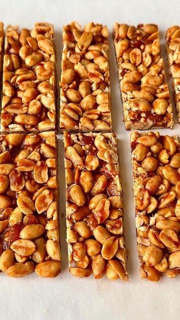 pollypocketsy on Instagram: "4 ingredient salted caramel peanut bars . Written recipe linked in bio #caramel #saltedcaramel #peanuts #sweettreats" Peanut Caramel Bars, Lance Peanut Bar Recipe, Caramel Peanuts Recipe, Peanut Bars, Peanut Bar, Caramel Bars, Peanut Recipes, Best Bread Recipe, Feta Pasta