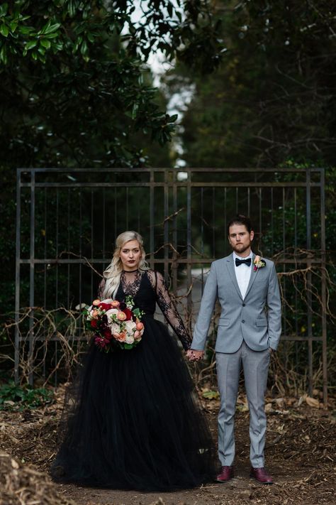 This DC Couple's Southern Gothic Anniversary Photoshoot Will Make You Fall in Love With Black Wedding Dresses | Washingtonian (DC) Southern Gothic Wedding, Dream Photoshoot, Wedding Jitters, Gothic Wedding Dress, Boda Mexicana, Anniversary Photoshoot, Goth Wedding, Dark Wedding, Moody Wedding