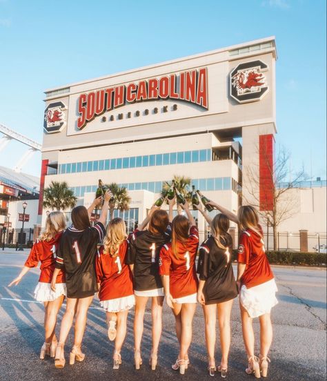 Gamecock Aesthetic, University Of South Carolina Aesthetic, Carolina Aesthetic, Usc Graduation, Bestie Aesthetic, Gamecocks Football, Go Gamecocks, Usc Gamecocks, College Ideas