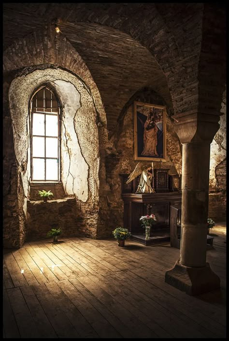 Castles Interior, Stone Walls, The Czech Republic, Fantasy Places, Dark Academia Aesthetic, Fantasy Aesthetic, Medieval Castle, Beautiful Architecture, Beautiful Buildings