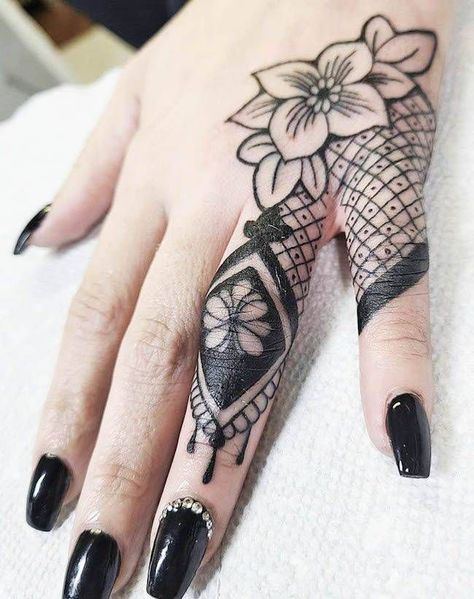 Cover Up Finger Tattoos, Finger Tattoos With Meaning, Finger Tattoo Cover Up Ideas, Ring Finger Tattoo, Tattoo Cover Up Ideas, Middle Finger Tattoos, Finger Tattoos For Couples, Thumb Tattoos, Lace Tattoo Design