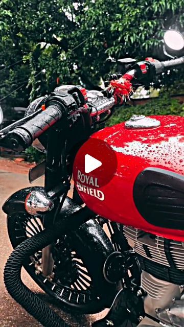 𝙍𝙤𝙮𝙖𝙡 𝙀𝙣𝙛𝙞𝙚𝙡𝙙 𝙡 𝘽𝙪𝙡𝙡𝙚𝙩 𝙡𝙤𝙫𝙚𝙧𝙨 on Instagram: "😍❤️>> @bulletloverofficial
Video credit: @mr_enfield__c350
.
.
.
.
.
.
.
.

#bulletloverofficial 
#bullet #royalenfield
#royalenfieldbullet #dugdug
#royalenfieldindia #crash
#classic350 #classic500 
#royalenfieldclassic350 
#bulletlovers #bulletlover 
#royalenfieldclassic500 #dream
#bulletloverofficial#biker #indianbikes #stealthblack" Royal Enfield Video, Royal Enfield India, Royal Enfield Bullet, Video Credits, Royal Enfield, Bike, On Instagram, Quick Saves, Black