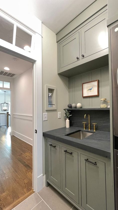 philip_or_flop on Instagram: There was so much packed into this laundry room remodel that I had to make a Reel to remember it all myself! #ElkayPartner One of my… Philip Or Flop, Sink Options, Laundry Room Countertop, Laundry Room Decorating, Room Improvement, Laundry Room Colors, Organize Ideas, Soapstone Countertops, Laundry Room Flooring