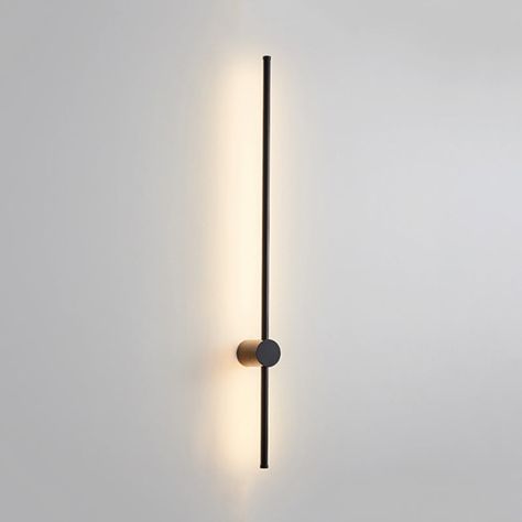 Edge is our linear light collection. Our aim is to bring your home a minimalist lifestyle. When you live as a minimalist, you strive only to use things that serve a purpose. It's about living simply and having only what you need to go about your daily life. Light Information Type Outdoor Wall Lamp Style Edge Suggested Space Fit 5-8m² Suggested Room Size Garden;Corridor Indoor or Outdoor Use Indoor and Outdoor Dimmable No Smart Enabled No Need Assembly Yes Bulb Information Bulb Type LED Bulb Base Outdoor Wall Lamp, Black Wall Lights, Living Simply, Pre Wrap, Black Wall Lamps, Luminaire Mural, Linear Lighting, Room Size, Wall Lighting