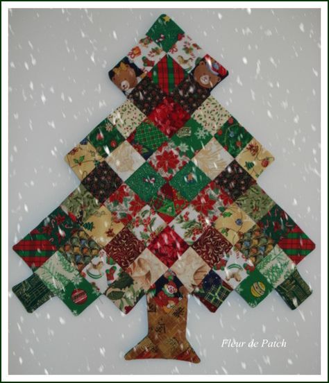 Quilted Christmas Tree, Christmas Sewing Patterns, Christmas Tree Quilt, Christmas Patchwork, Christmas Stockings Diy, Christmas Sewing Projects, Quilting Board, Christmas Quilting, Christmas Wall Hangings