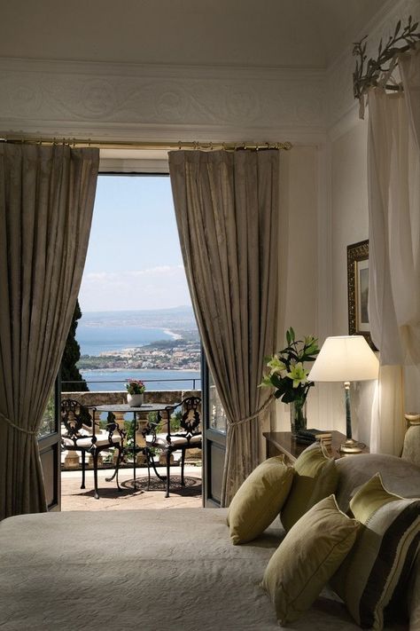 Sicily Hotels, Luxury Hotel Room, Italy Hotels, Hotel Room Design, Hotel Interior Design, Room With A View, Modern Hotel, Bedroom Hotel, Beautiful Hotels