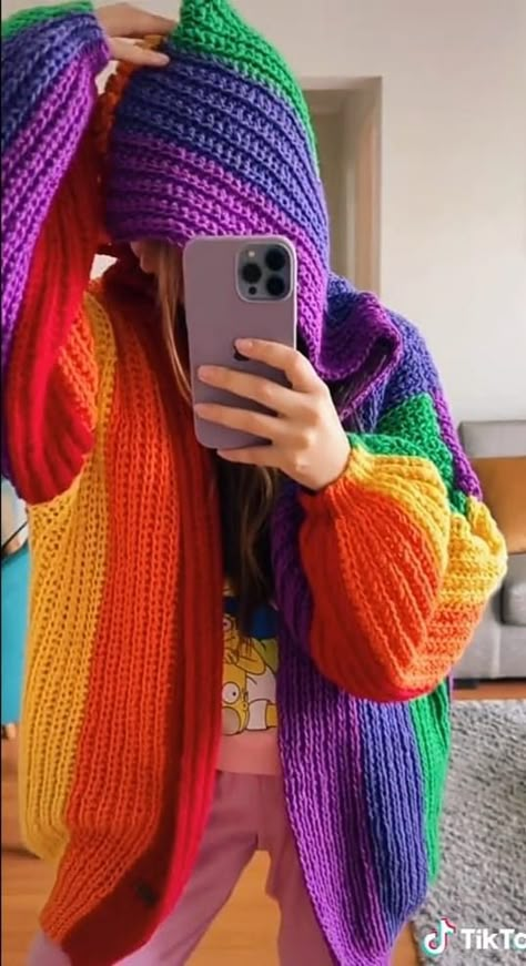 Knitting For Dummies, Diy Tie Dye Techniques, Tie Dye Techniques, Tie Dye Diy, Rainbow Crochet, Rainbow Fashion, Crochet Clothes Patterns, Crochet Cardigan Pattern, Funky Fashion