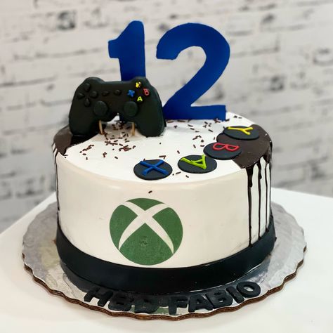 Computer Gamer Cake, Xbox Theme Cake, 10th Birthday Parties, Cool Birthday Cakes, Boy Birthday Cake, Cakes For Boys, 9th Birthday, 10th Birthday, Themed Cakes