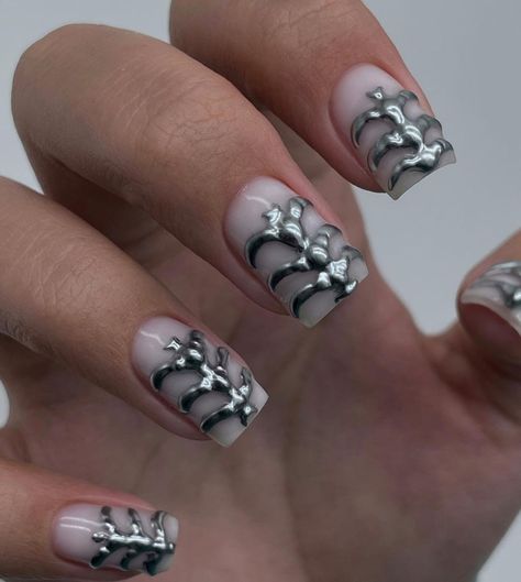 3d Bone Nails, Bone Nail Design, Tooth Nail Art, Sculpted Nail Art, White Tiger Nails, Anatomy Nails, Simple Classy Nail Designs, Bone Nail Art, Extra Short Nail Designs