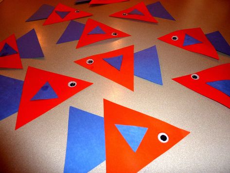 Triangle Fish Craft Preschool, Triangle Crafts For Preschoolers, Triangle Preschool Crafts, Triangle Art For Toddlers, Triangle Activity For Preschool, Shape Art And Craft, Triangle Shape Activities For Preschool, Triangle Activities For Toddlers, Triangle Crafts Preschool