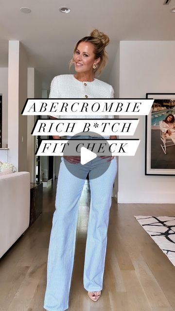 KERRently by COURTNEY NOONAN on Instagram: "I know I’m yelling but ABERCROMBIE is officially the “IT GIRL” of the moment 💙🤍💙Entire look & sizing details are linked in my LTK here: https://liketk.it/4EFD1 

#KERRentlyWearing #fitcheck #ootd #denimstyle #tweedblazer #lookforless #styleinspiration #abercrombie" The It Girl, April 27, Soft Summer, Tweed Blazer, It Girl, Denim Fashion, I Know, Ootd, Style Inspiration