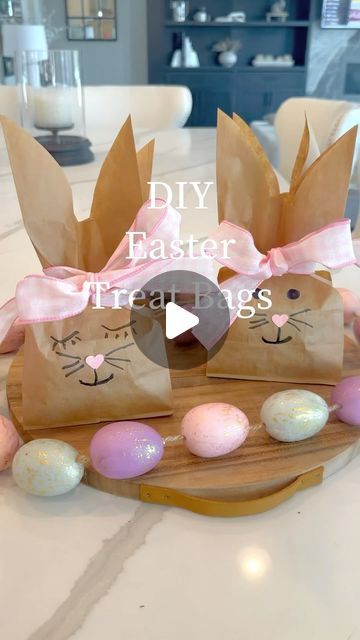 Linda | Home Inspo| Entertaining | Easy Recipes & DIYs on Instagram: "Make your own Easter treat bags at home with brown lunch bags. 🐰🩷 I was is inspired by @athomewiththehamiltons and knew I wanted to make them. They turned out so cute and are super easy.  Comment “bunny” and I will send you links for everything I used.   #eastertreatbags #diyeasterbag #eastereggbag #diyeaster #michaelseaster #michaelsddiy" Bunny Lunch Bag Craft, Brown Bag Bunny, Easter Bunny Bags Diy, Brown Bag Easter Bags, Easter Bags For Kids School, Birthday Treats To Take To School Easy, Diy Easter Bags, Bunny Treat Bags, Diy Easter Treats