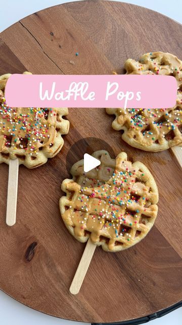 Ashley Stewart| Toddler Meal Ideas on Instagram: "Easy waffle recipe below ⬇️

This is such a great way to make eating fun for your kids! My littles were so excited to see these waffle pops on their plate! 

✨comment “link” and I’ll send you the link to my mini waffle maker and popsicle sticks! 

Make sure to save this recipe!! ⬇️

How to make easy healthy waffles:

Ingredients:
3 cups rolled oats
4 eggs
3 bananas 
1 cup milk
1/2 cup peanut butter 
3 tsp baking powder 

Instructions:
Add all ingredients to a blender and blend until smooth. 
Grease a mini waffle maker. 
Add waffle batter to the waffle maker. Place a popsicle stick in the center. Add more waffle batter on top. 
Cook until done! 
Spread peanut butter on top and sprinkles if desired!" Cake Waffles Recipe, Waffles On A Stick, Top Cook, Breakfast Hacks, Waffle Pops, Waffle Batter, Toddler Meal Ideas, Waffle Sticks, Easy Waffle Recipe