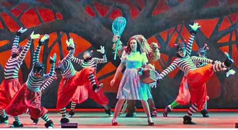 Jitterbug costume ideas Jitterbug Dance, The Wizard Of Oz Costumes, Wizard Of Oz Play, Wizard Of Oz Musical, Musical Theatre Shows, Oz Costume, Andrew Lloyd Webber, Broadway Costumes, Wizard Costume