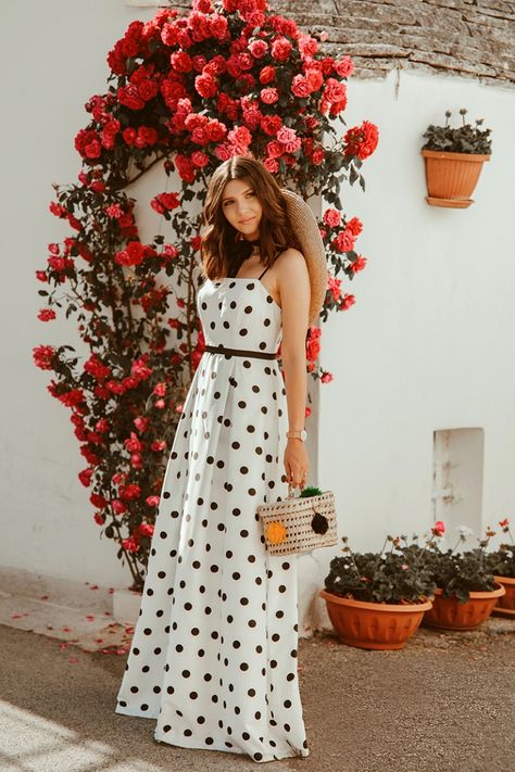 Bello Alberobello – Larisa Costea Long Polka Dot Dress, Maxi With Belt, Affordable Formal Dresses, Casual Wedding Guest Dresses, Chic Evening Dress, Beautiful Bridesmaid Dresses, Chic Maxi Dresses, Prom Dresses With Pockets, Plus Size Formal Dresses